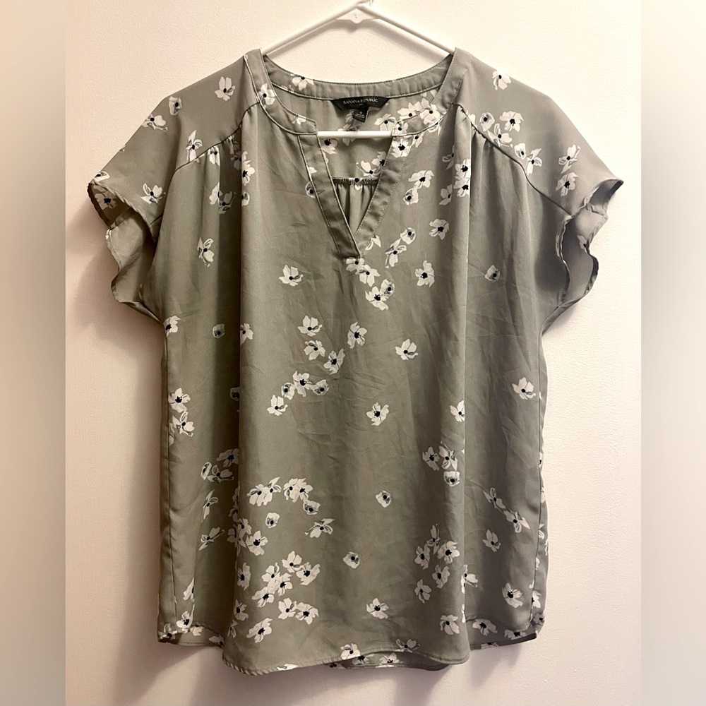 Banana Republic, small